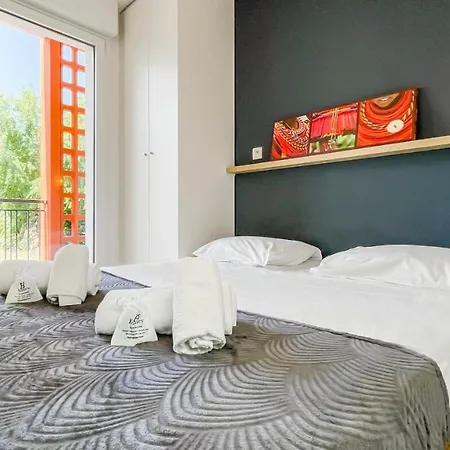 Homey Boa -hyper-centre- En Face De La Gare -balcon Prive Apartment