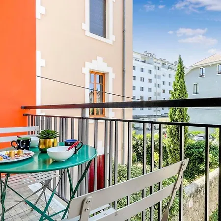 Homey Boa -hyper-centre- En Face De La Gare -balcon Prive